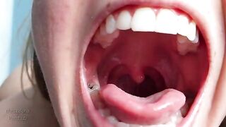 Spit and drool tour in my mouth, a unique oral experience