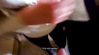 A couple fucked right in the entrance while parents were at home