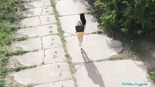 A pervert spy using his drone to catch a babe in public for sex