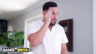 Peter Green massages the hot and busty PAWG Blake Blossom