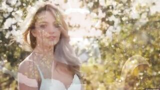 A glamorous girl gets a call from nature to fuck