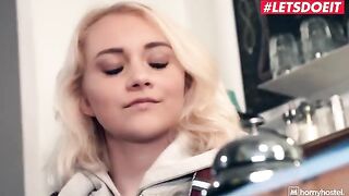 Petite teen Marilyn Sugar fucked by horny hostel thief