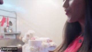 The baker competes with her colleague, showcasing her heavenly body and skills