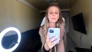 The pretty woman fucks with her boyfriend, using the phone as a toy