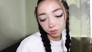 Stepsister twerks on a dick before parents come home