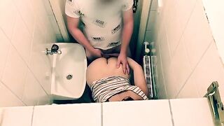 Tinder date ends up with sex in a restaurant toilet, just like in the movies!