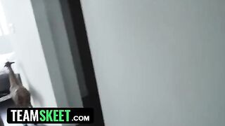 Daisy Stone bounces her big ass on stepbro’s cock