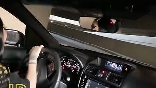 Babe fucked in her car by a stranger, deepthroat action hard