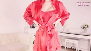 Redhead woman has sex with her best friend in a sensual session