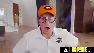 Jewelz Blu, the busty PAWG with blue hair, seduces tech guys to fix her TV