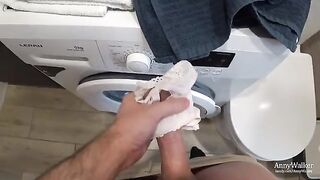 The stepsister got a big ass and her Christmas present was a creampie