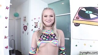 The blonde slut Harley King gets her mouth filled with cum