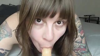 Oh Jeez...this Wisconsin girl really wants you to cum on her face