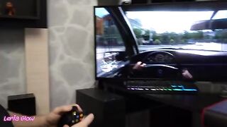 Girl distracts her BF from playing video games with sex