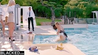 Two hungry girls seduced the hotel employee for a threesome