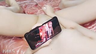 A woman has an orgasm 20 times, showing her incredible skills!