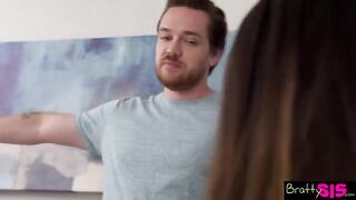 Aneglica Cruz is so horny, she'll fuck anyone, even her stepbro - Poono