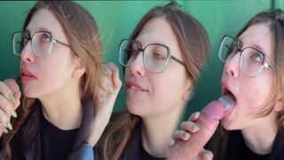 A cute girl has sex with her stepbrother in a steamy family session