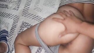 A beautiful woman was fucked in his pajamas and she swallowed the cum