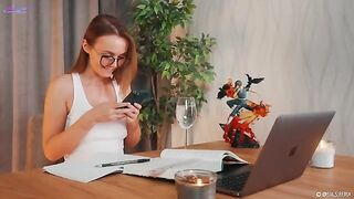 Squirt during a Spanish lesson with a hot girl