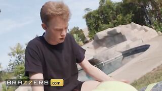 Daya Knight experiences intense passion with her stepmom Dee Williams in a steamy encounter