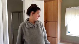 The future mom is trying to get a better deal from the pregnant landlord