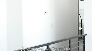 Cute blonde Blake Blossom gets fucked hard and receives a facial