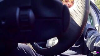 Amateur cock sucking with Italian dialogue that doesn't make sense, oh yeah!