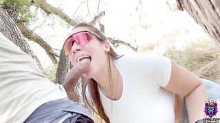 A girl with a thick ass is willing to do anything to get her bike fixed