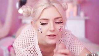 All cute girls like to get hot sperm on their faces