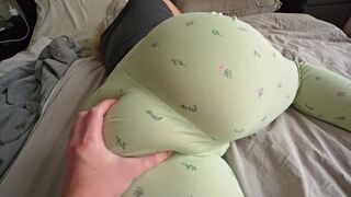Sensual sex with a thick assed girl when panties are aside