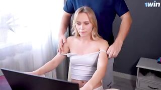 A massage for my stepsister streamer ended with her getting fucked and swallowing my cum