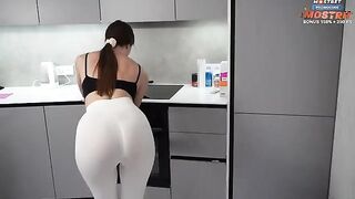 The cleaning lady polished the cock of a wealthy guy