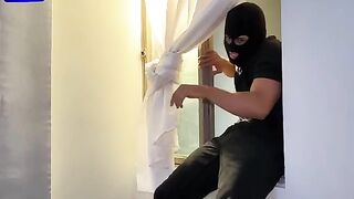 The masked thief broke into the house of sexy MILF Lina Henao