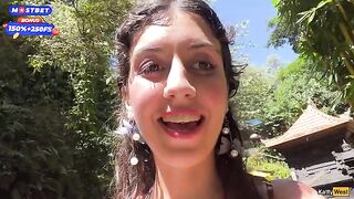 A woman has a BJ in public toilet and gets cum on her face