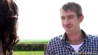 A juicy girl has sex with her lover on a haystack