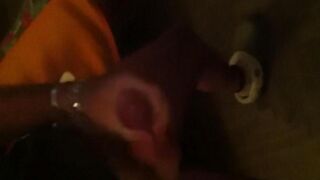 A guy masturbates in front of the mirror, it's very pleasant