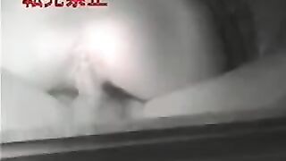 A young girl tried to have sex in the car, but she was lucky