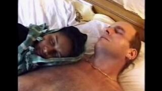 A drunken black woman was caught by a stranger and fucked