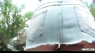 Nude street masturbation with a small-breasted brunette