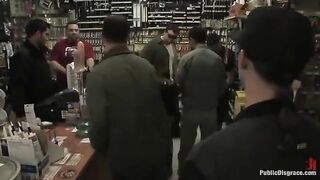 A rough sex in the shop, the girl was fucked hard