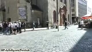 A girl showed her vagina to all passers-by