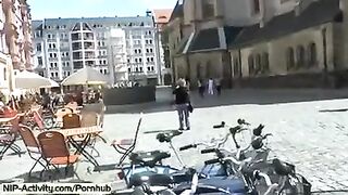 A girl showed her vagina to all passers-by