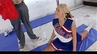 A gymnast has awesome sex after showing her skills, sitting on the twine