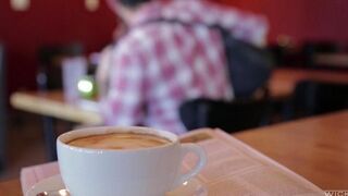Guy picked up Asian beauty from the cafe and fucked