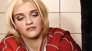 A hot chick washed her ass and got fucked in the toilet