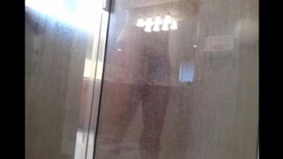 The man washed himself with a hidden camera in the shower