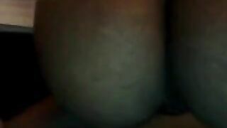 The girl tried to show her big ass to all the people in the chat