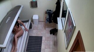 A client got naked in the Czech solarium, but was seen on camera