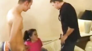The young nanny lost her mind and began to engage in depraved sex